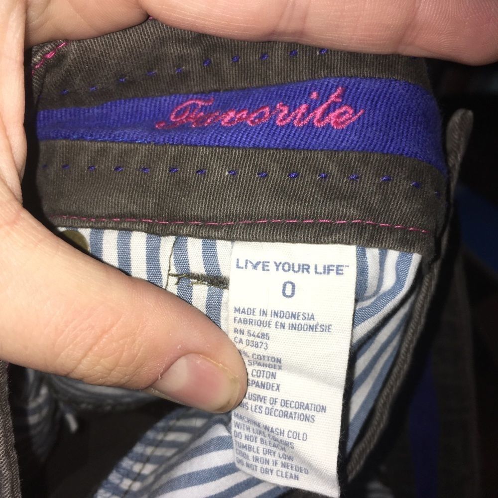 American Eagle Double Button Favorite Shorts - image 2